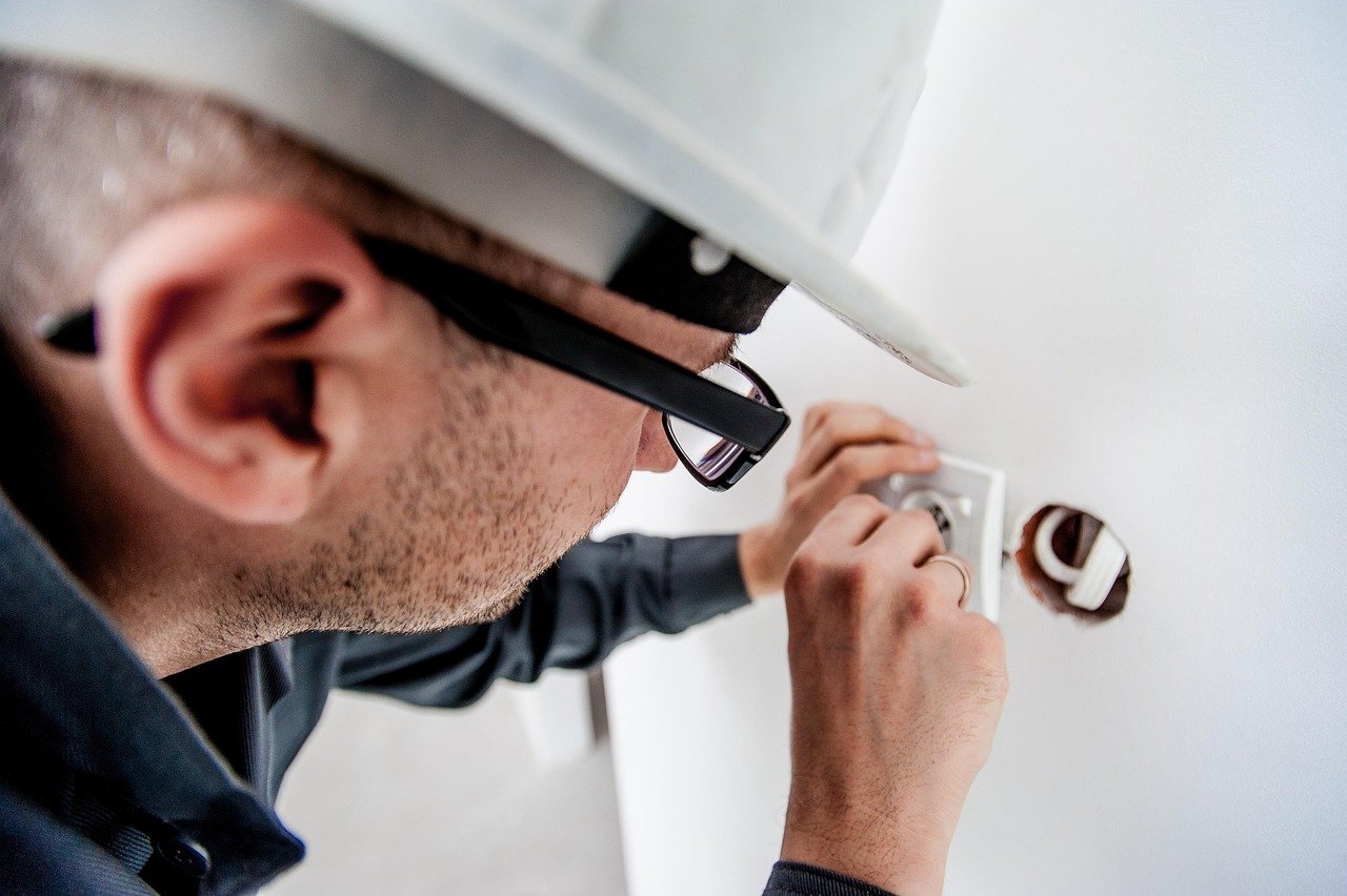 installing CCTV camera